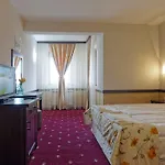 Trinity Hotel 4*
