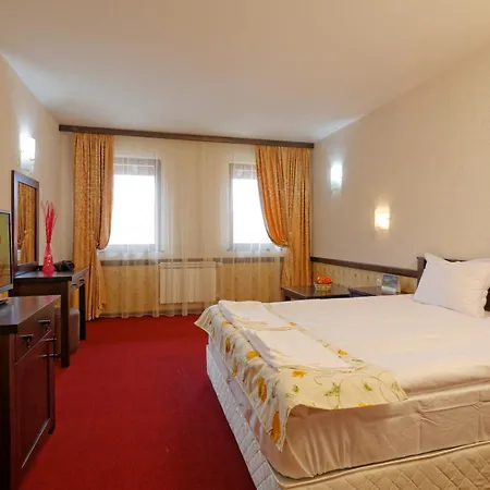 Trinity With Free Shuttle To Gondola 4* バンスコ