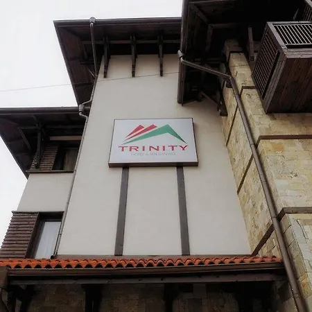 Trinity ホテル