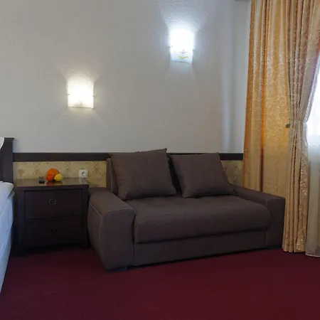 Trinity Hotel