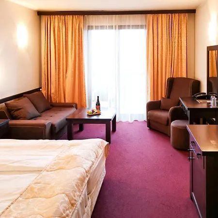 Trinity Hotel