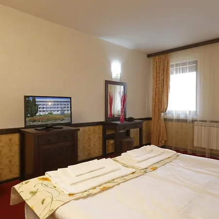 Trinity Hotel 4*